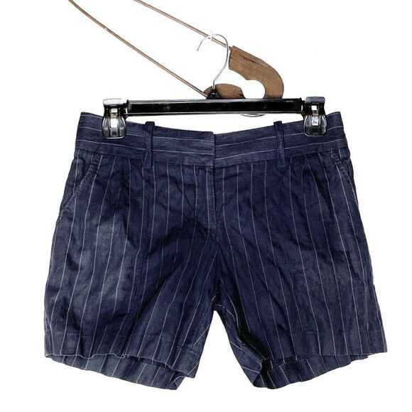 Development by Erica Davies Shorts - Picture 9 of 9